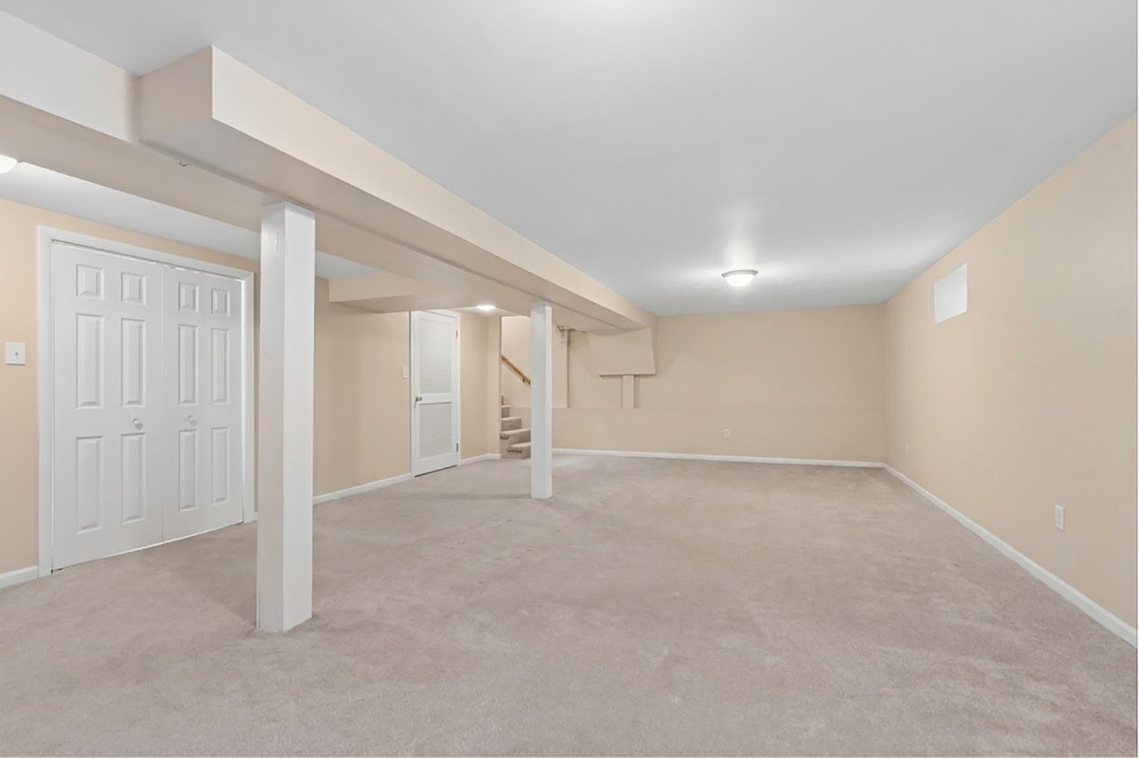 12001 W Lake View Drive, Orland Park, IL 60467 12001 W Lake View Drive, Orland Park, IL 60467