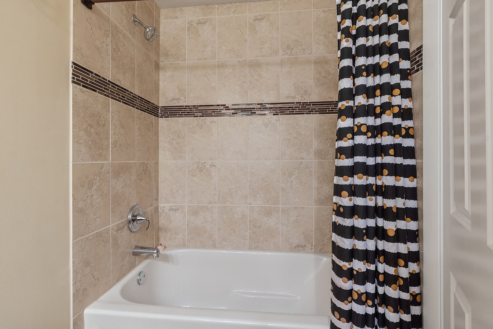 12001 W Lake View Drive, Orland Park, IL 60467 12001 W Lake View Drive, Orland Park, IL 60467