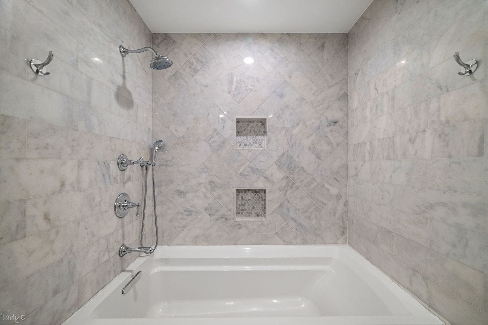 1547 N Hudson Avenue, #3, Chicago, IL 60610