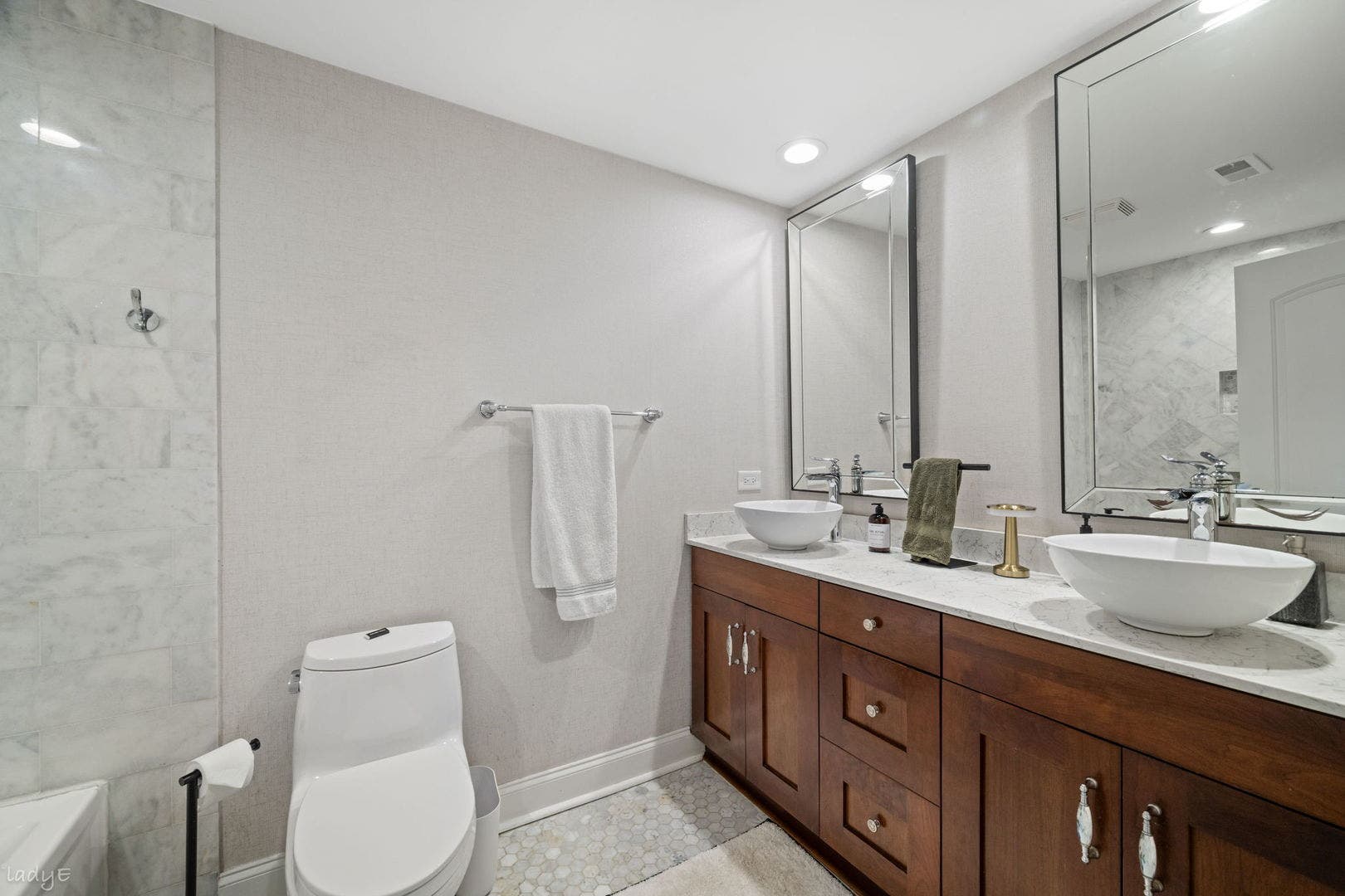 1547 N Hudson Avenue, #3, Chicago, IL 60610