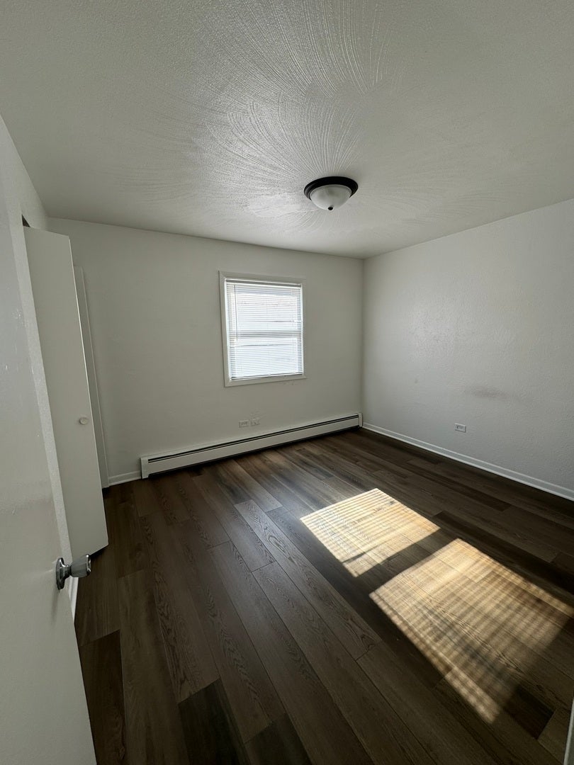 101 Nicholson Street, Joliet, IL 60435
