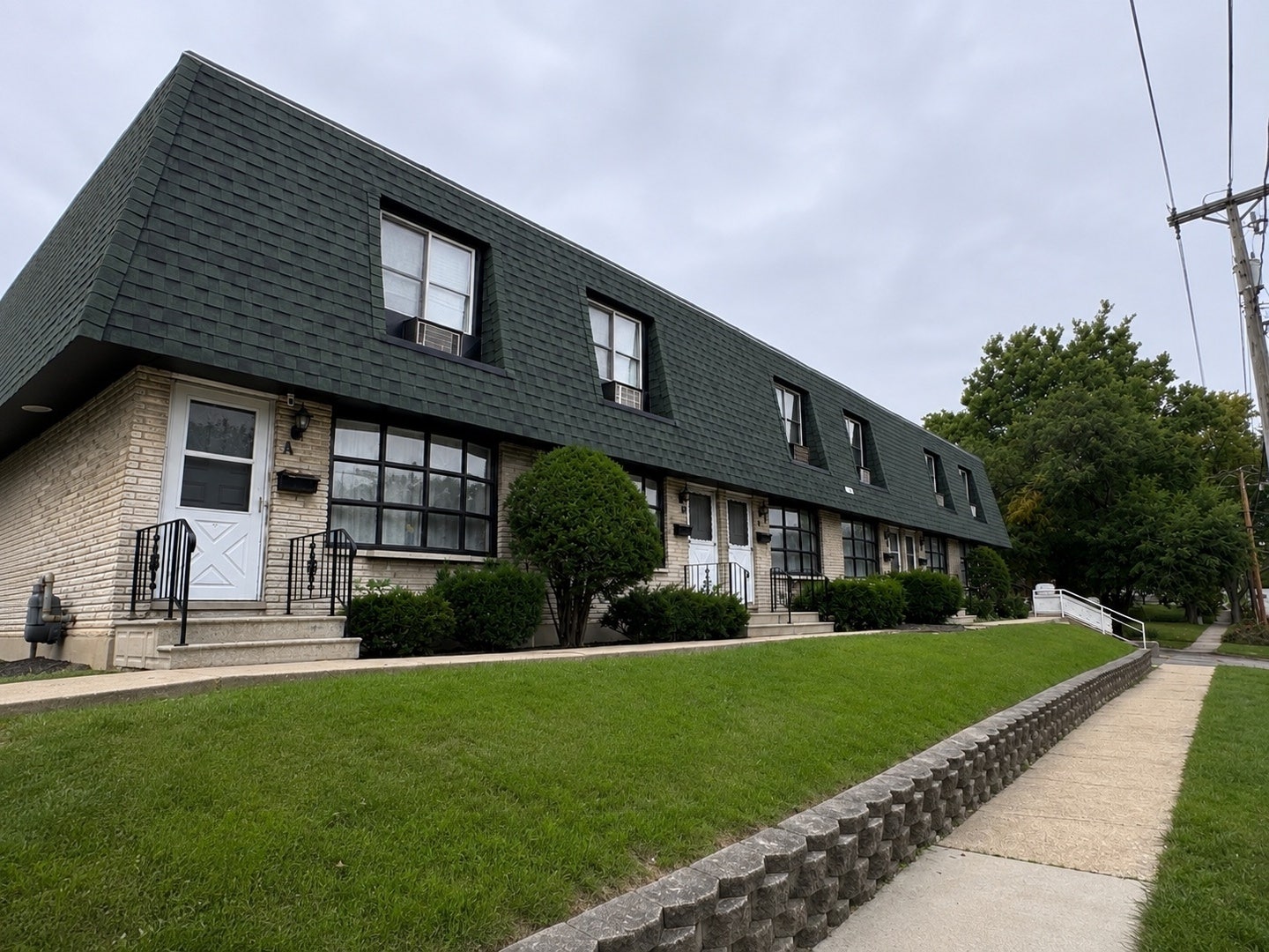 101 Nicholson Street, Joliet, IL 60435