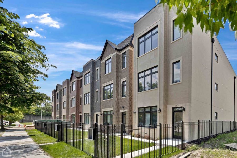 Property photo for 3920-34 S Calumet Avenue, Chicago, IL