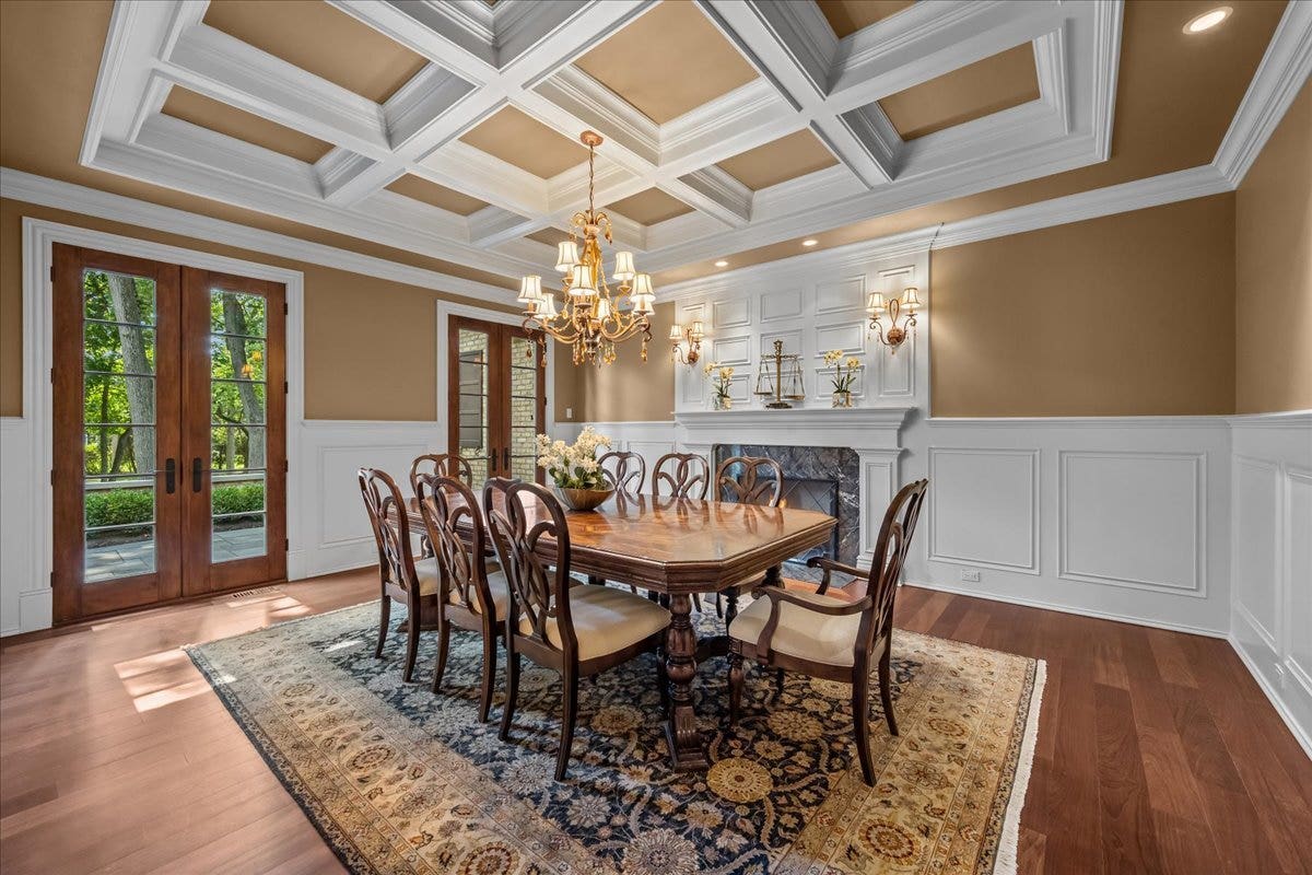 586 Spruce Avenue, Lake Forest, IL 60045 586 Spruce Avenue, Lake Forest, IL 60045