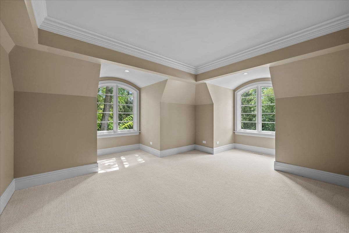 586 Spruce Avenue, Lake Forest, IL 60045 586 Spruce Avenue, Lake Forest, IL 60045
