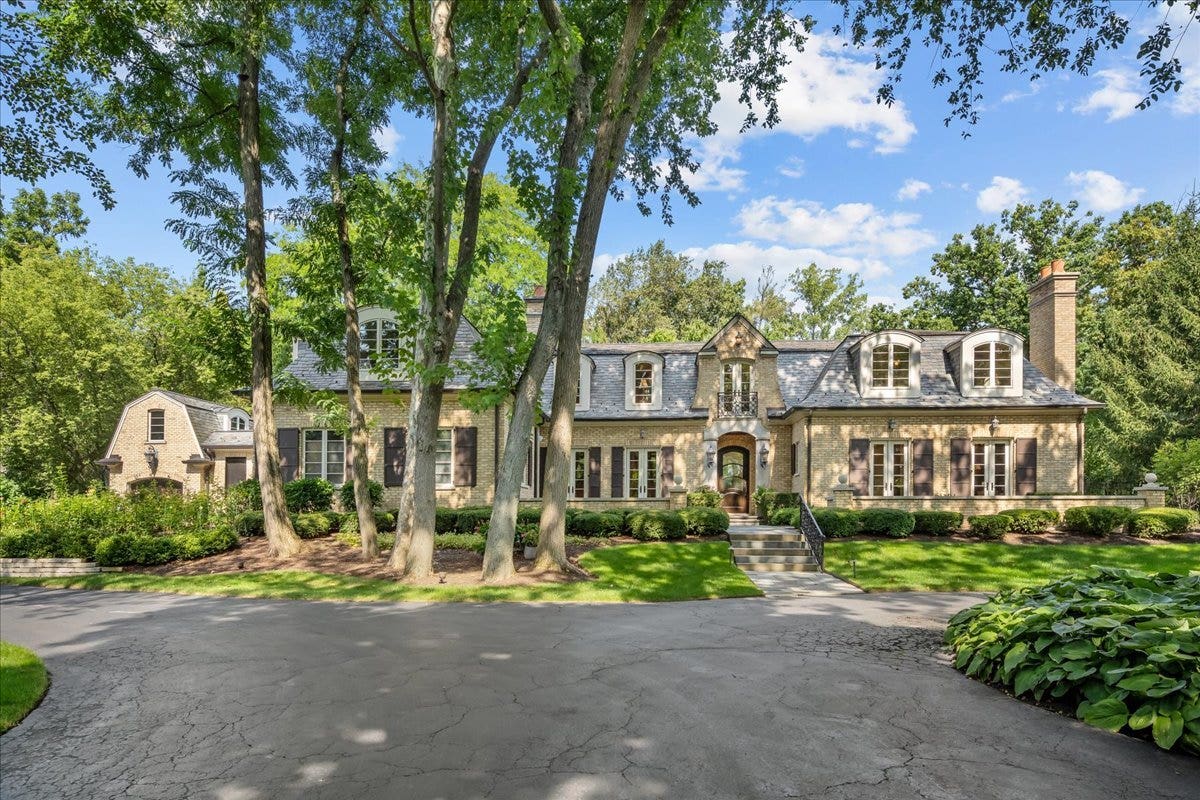 586 Spruce Avenue, Lake Forest, IL 60045 586 Spruce Avenue, Lake Forest, IL 60045
