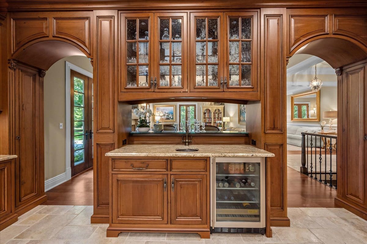 586 Spruce Avenue, Lake Forest, IL 60045 586 Spruce Avenue, Lake Forest, IL 60045