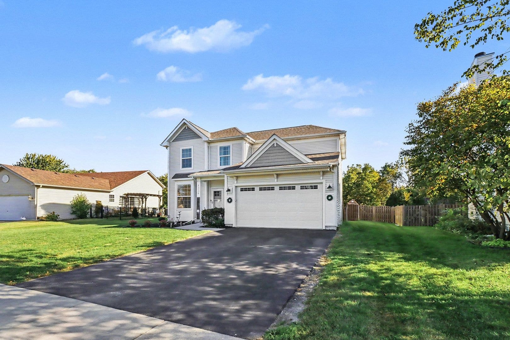 1234 Callaway Drive N, Shorewood, IL 60404
