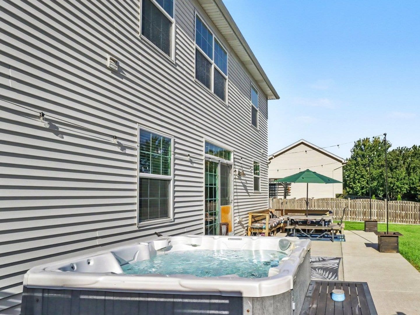 Spa conveys with home