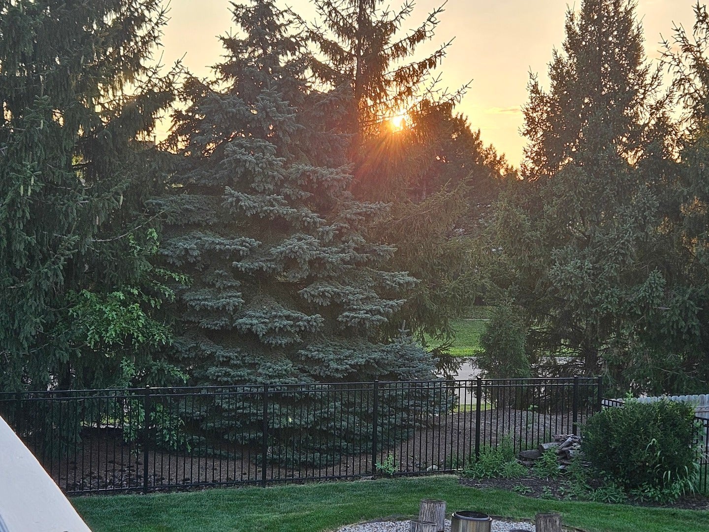 2213 Roaring Creek Drive, Aurora, IL 60503 Sunset
