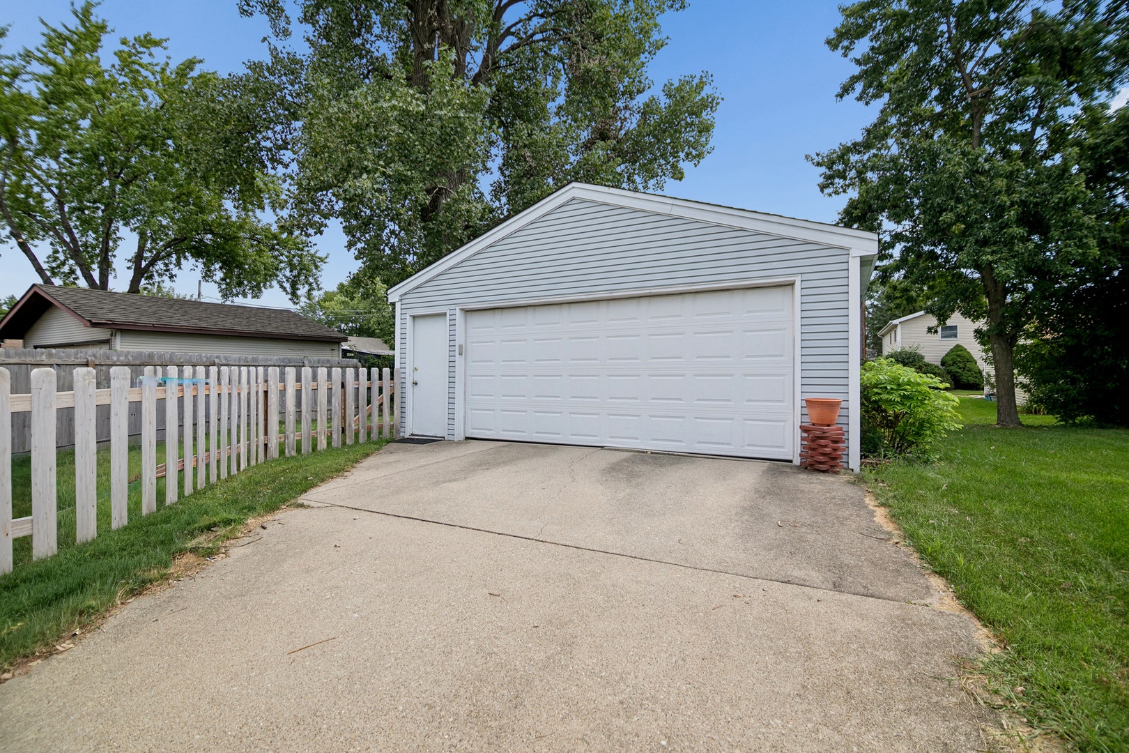 1011 Florence Street, Lemont, IL 60439 1011 Florence Street, Lemont, IL 60439