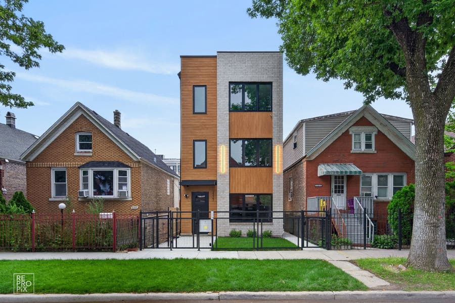 Property photo for 2327 S Homan Avenue, #3, Chicago, IL