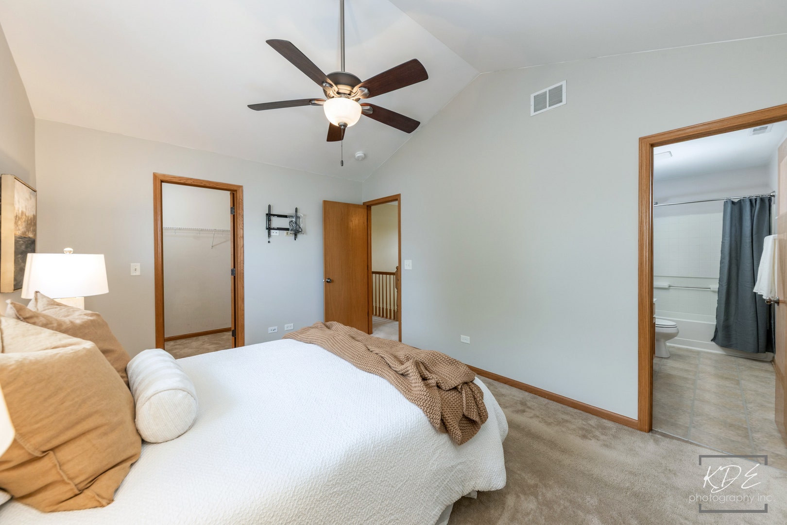 3021 Roxbury Court, Joliet, IL 60435 3021 Roxbury Court, Joliet, IL 60435