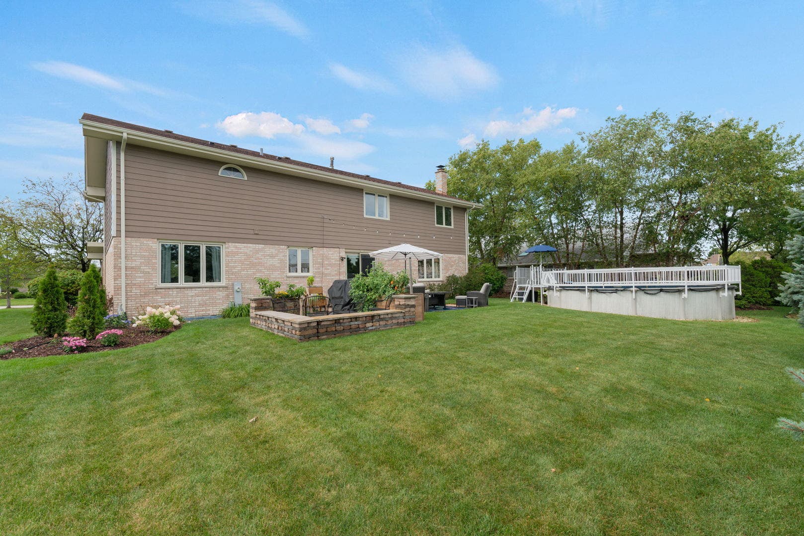 8036 Edgebrook Lane, Tinley Park, IL 60487 8036 Edgebrook Lane, Tinley Park, IL 60487