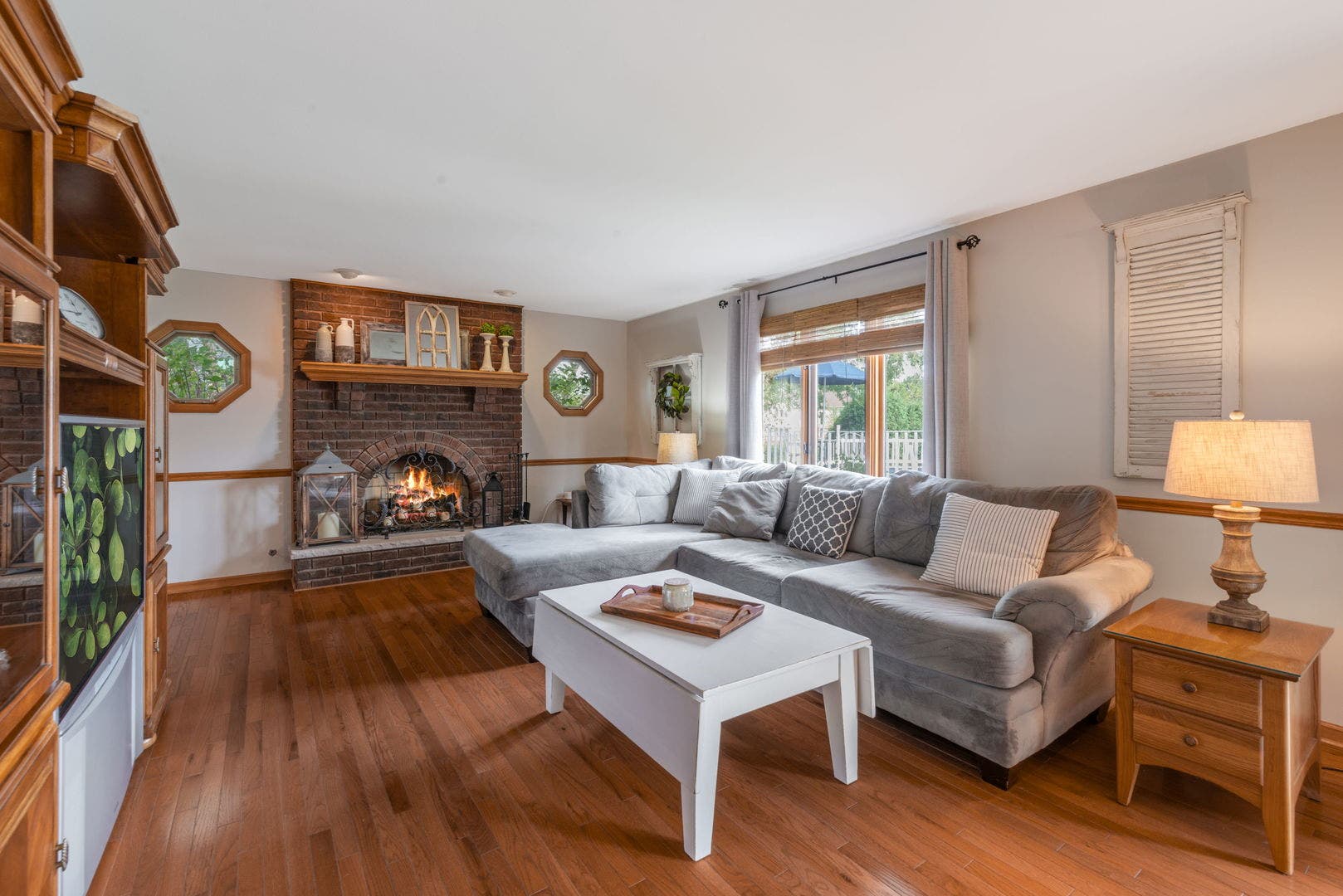 8036 Edgebrook Lane, Tinley Park, IL 60487 8036 Edgebrook Lane, Tinley Park, IL 60487