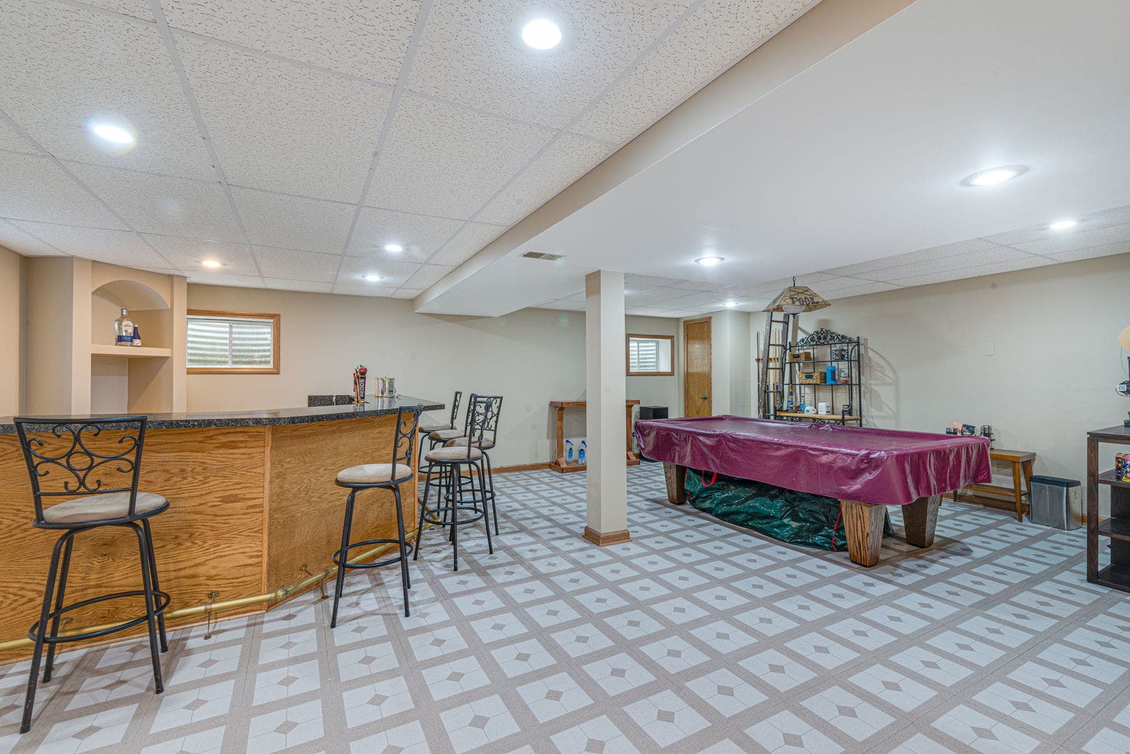 8036 Edgebrook Lane, Tinley Park, IL 60487 8036 Edgebrook Lane, Tinley Park, IL 60487