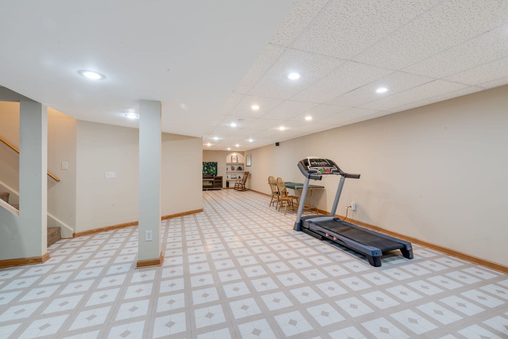8036 Edgebrook Lane, Tinley Park, IL 60487 8036 Edgebrook Lane, Tinley Park, IL 60487