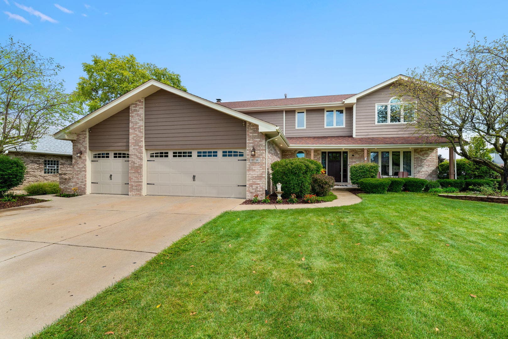 8036 Edgebrook Lane, Tinley Park, IL 60487 8036 Edgebrook Lane, Tinley Park, IL 60487