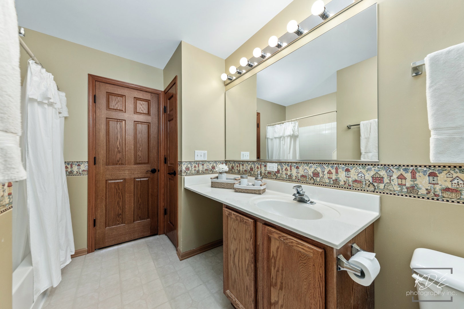 1829 Thornapple Way, Aurora, IL 60504 1829 Thornapple Way, Aurora, IL 60504