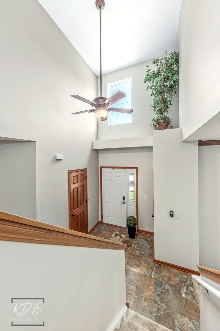 1829 Thornapple Way, Aurora, IL 60504 1829 Thornapple Way, Aurora, IL 60504