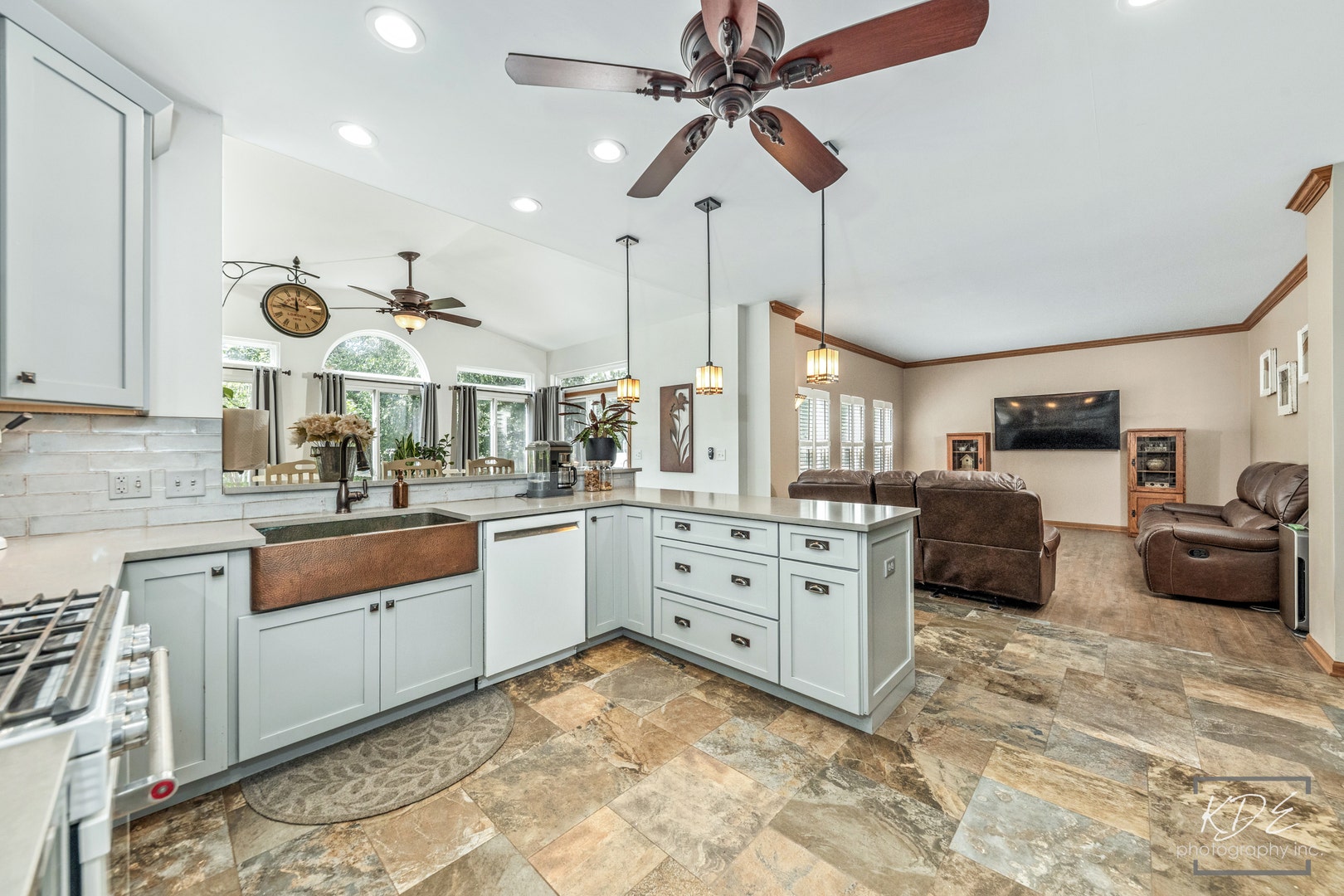 1829 Thornapple Way, Aurora, IL 60504 1829 Thornapple Way, Aurora, IL 60504