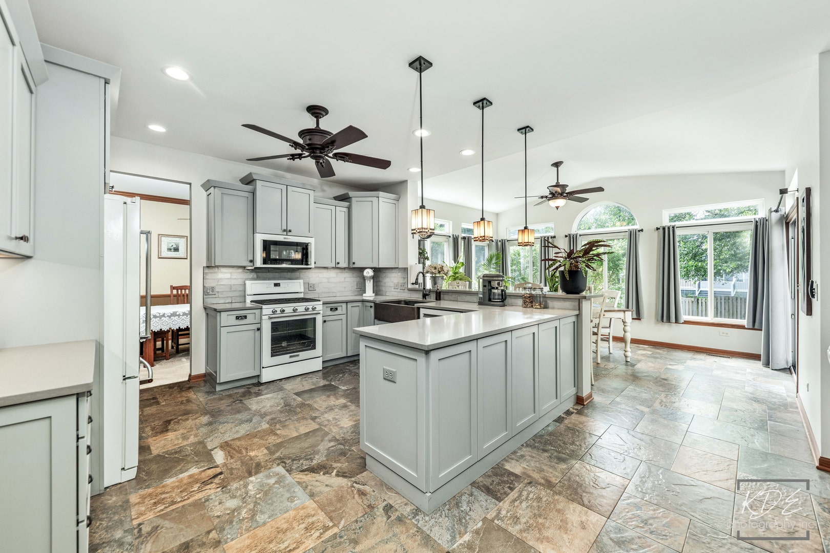 1829 Thornapple Way, Aurora, IL 60504 1829 Thornapple Way, Aurora, IL 60504