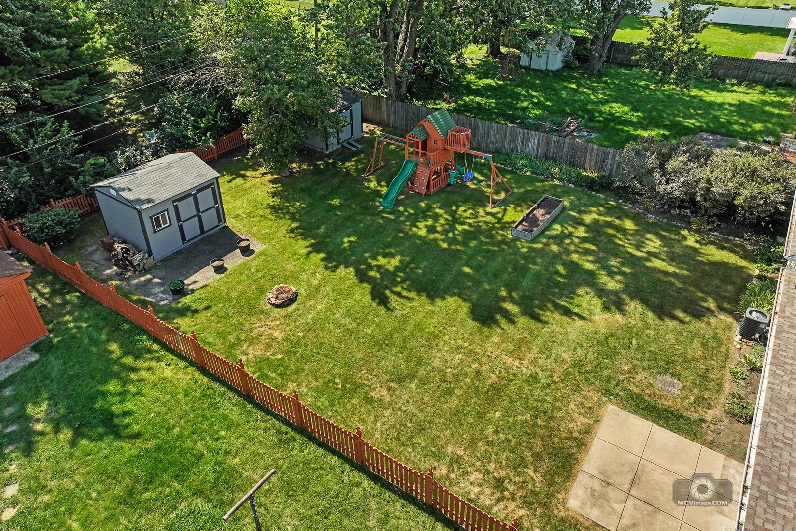 2204 Douglas Street, Joliet, IL 60435 2204 Douglas Street, Joliet, IL 60435