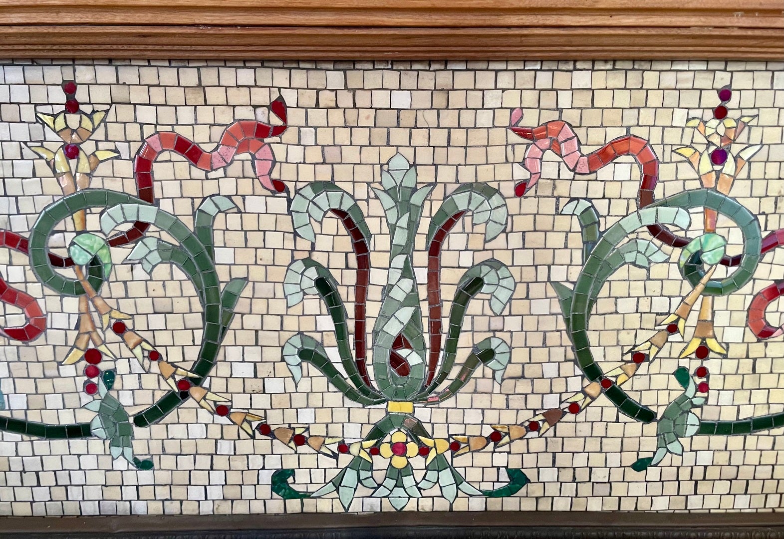 4923 S Greenwood Avenue, Chicago, IL 60615 A detail of the fireplace mosaic, dating to 1897.