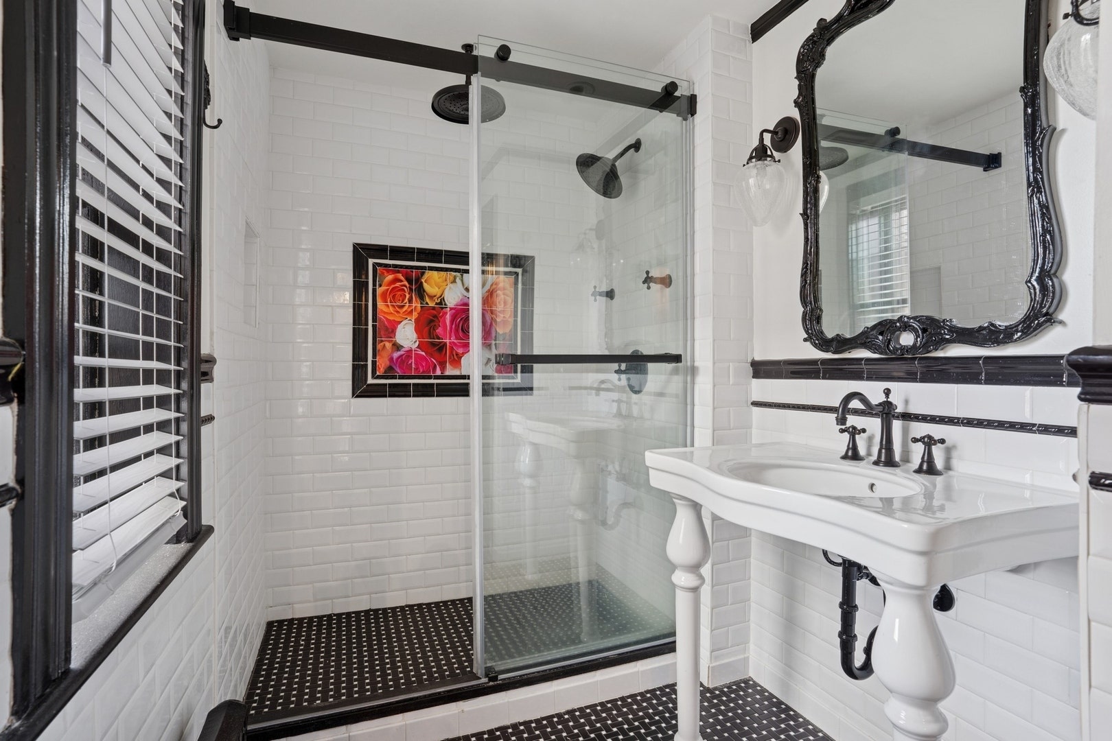 4923 S Greenwood Avenue, Chicago, IL 60615 4923 S Greenwood Avenue, Chicago, IL 60615