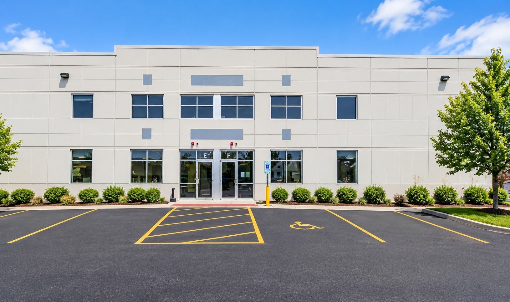 475 Quadrangle Drive, #F, Bolingbrook, IL 60440