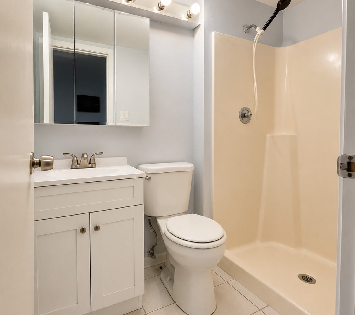 7305 Tiffany Drive, #2D, Orland Park, IL 60462 7305 Tiffany Drive, #2D, Orland Park, IL 60462