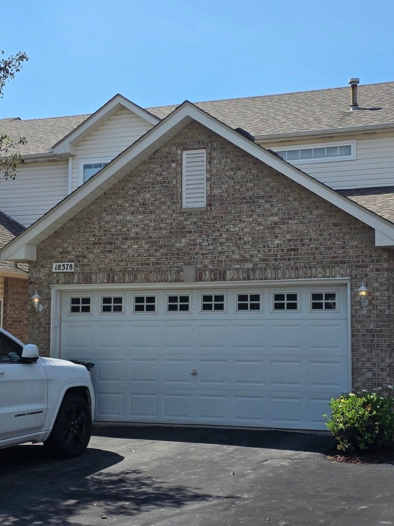 18378 Century Court, Tinley Park, IL 60477