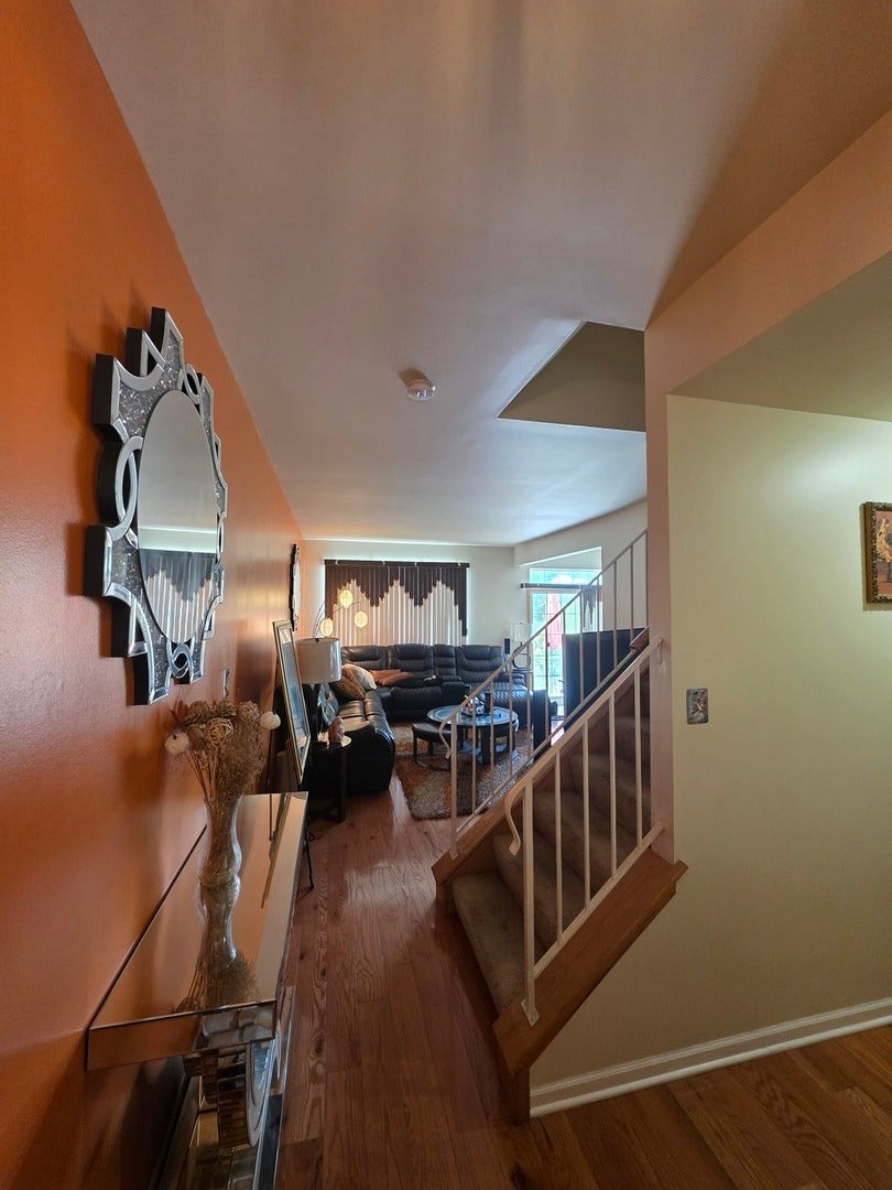 18378 Century Court, Tinley Park, IL 60477