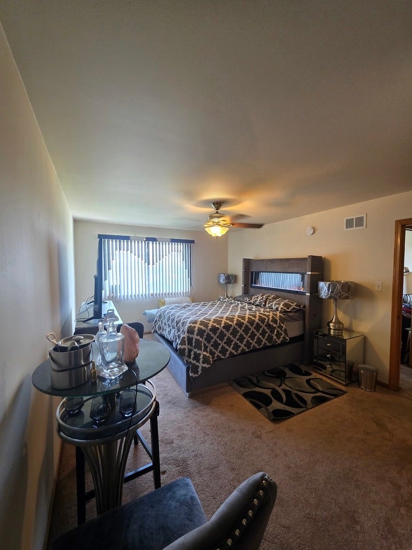 18378 Century Court, Tinley Park, IL 60477