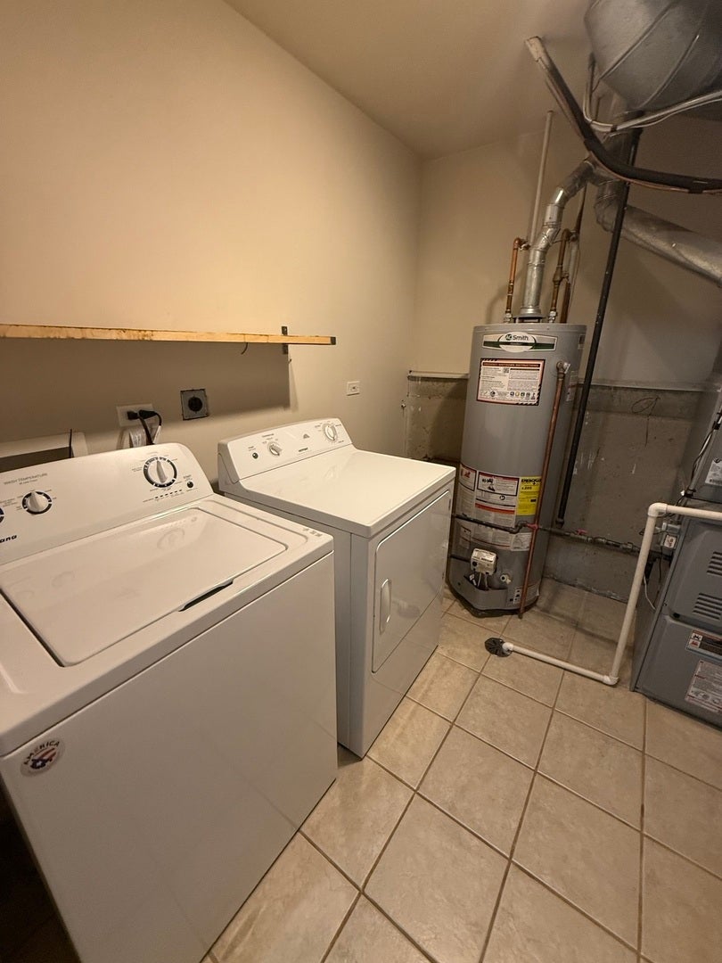 2320 Hudson Circle, Aurora, IL 60502 2320 Hudson Circle, Aurora, IL 60502