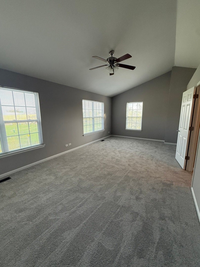 2320 Hudson Circle, Aurora, IL 60502 2320 Hudson Circle, Aurora, IL 60502