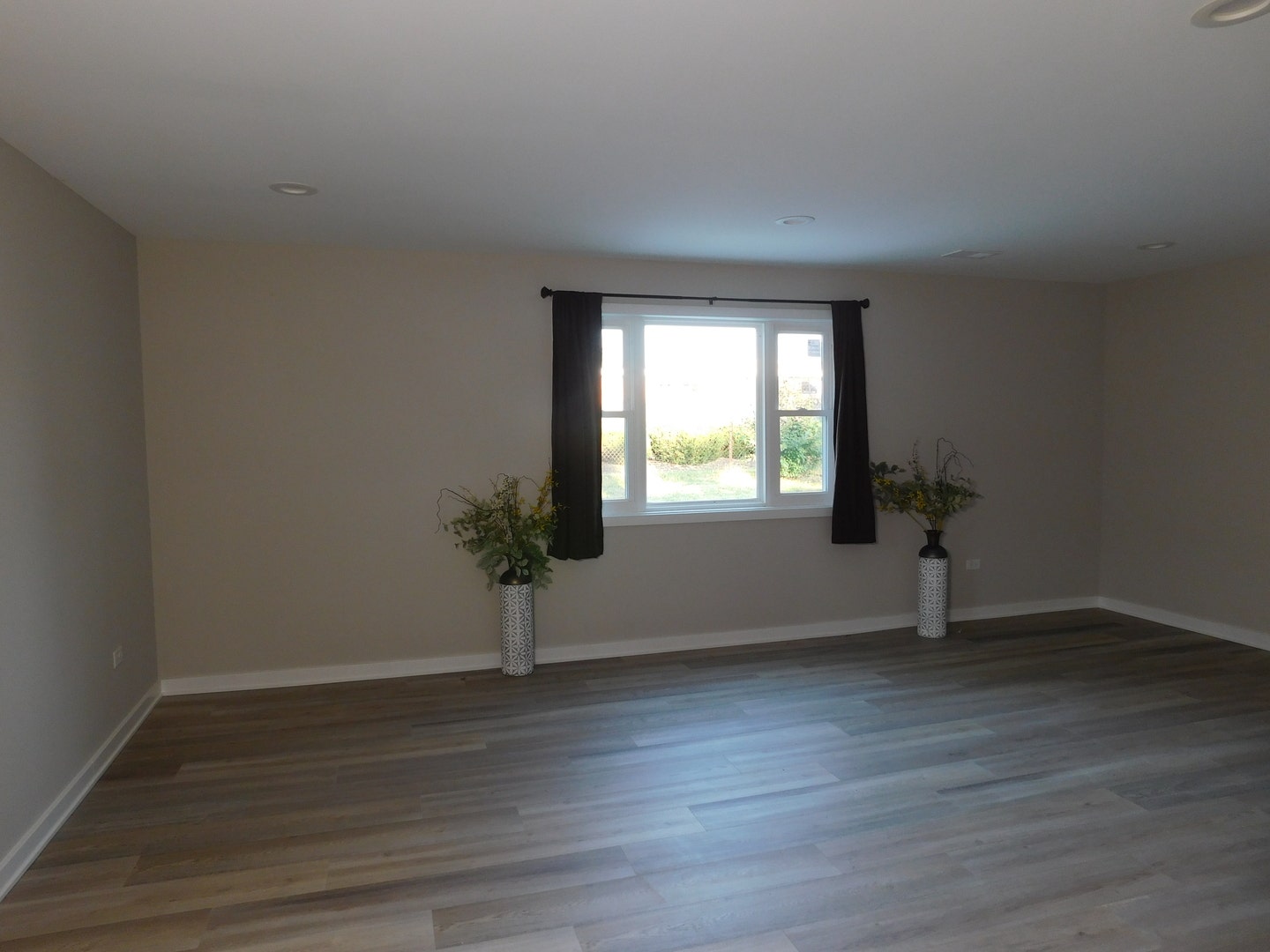 212 N Pinecrest Road, Bolingbrook, IL 60440 212 N Pinecrest Road, Bolingbrook, IL 60440