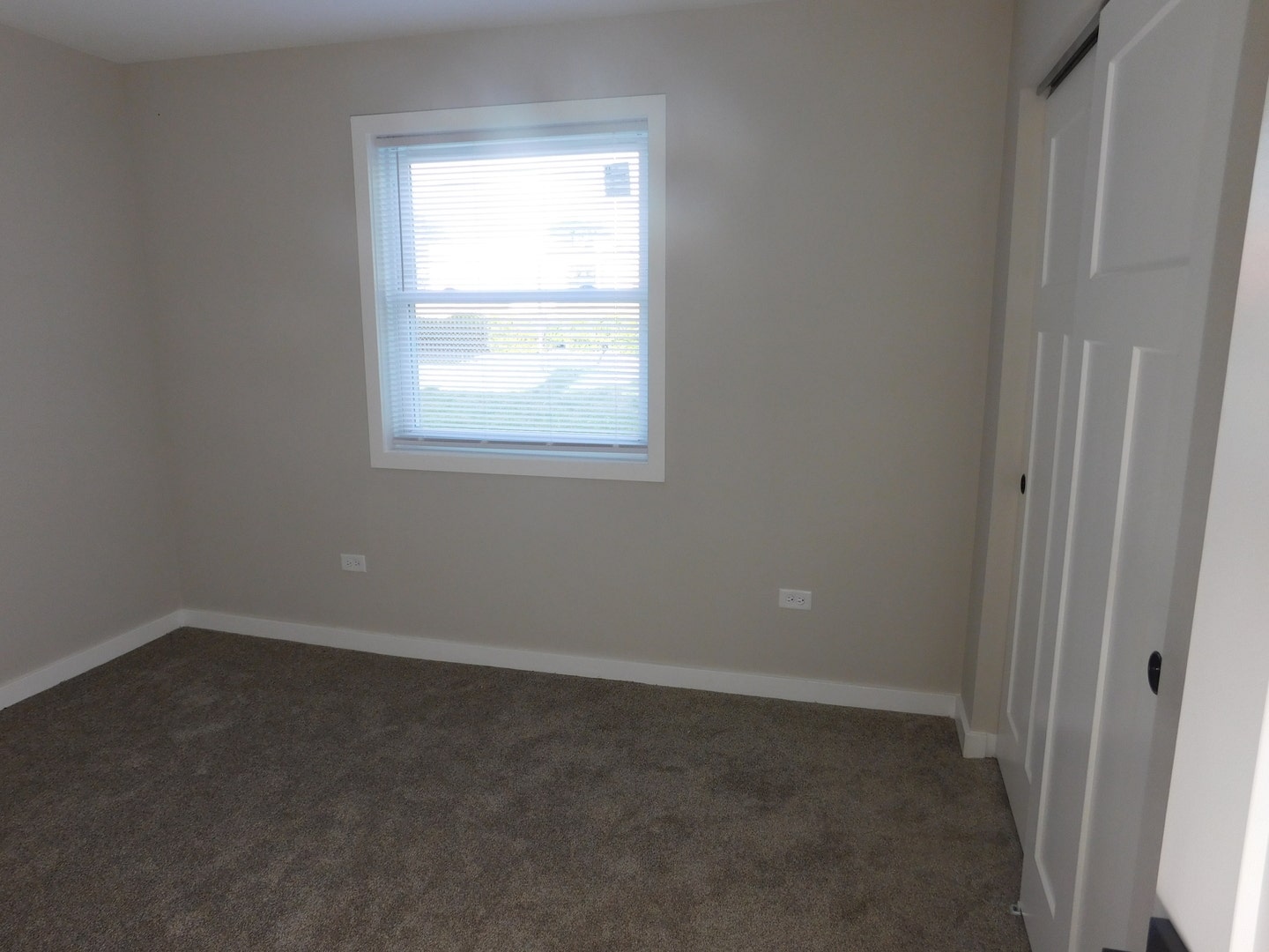 212 N Pinecrest Road, Bolingbrook, IL 60440 212 N Pinecrest Road, Bolingbrook, IL 60440