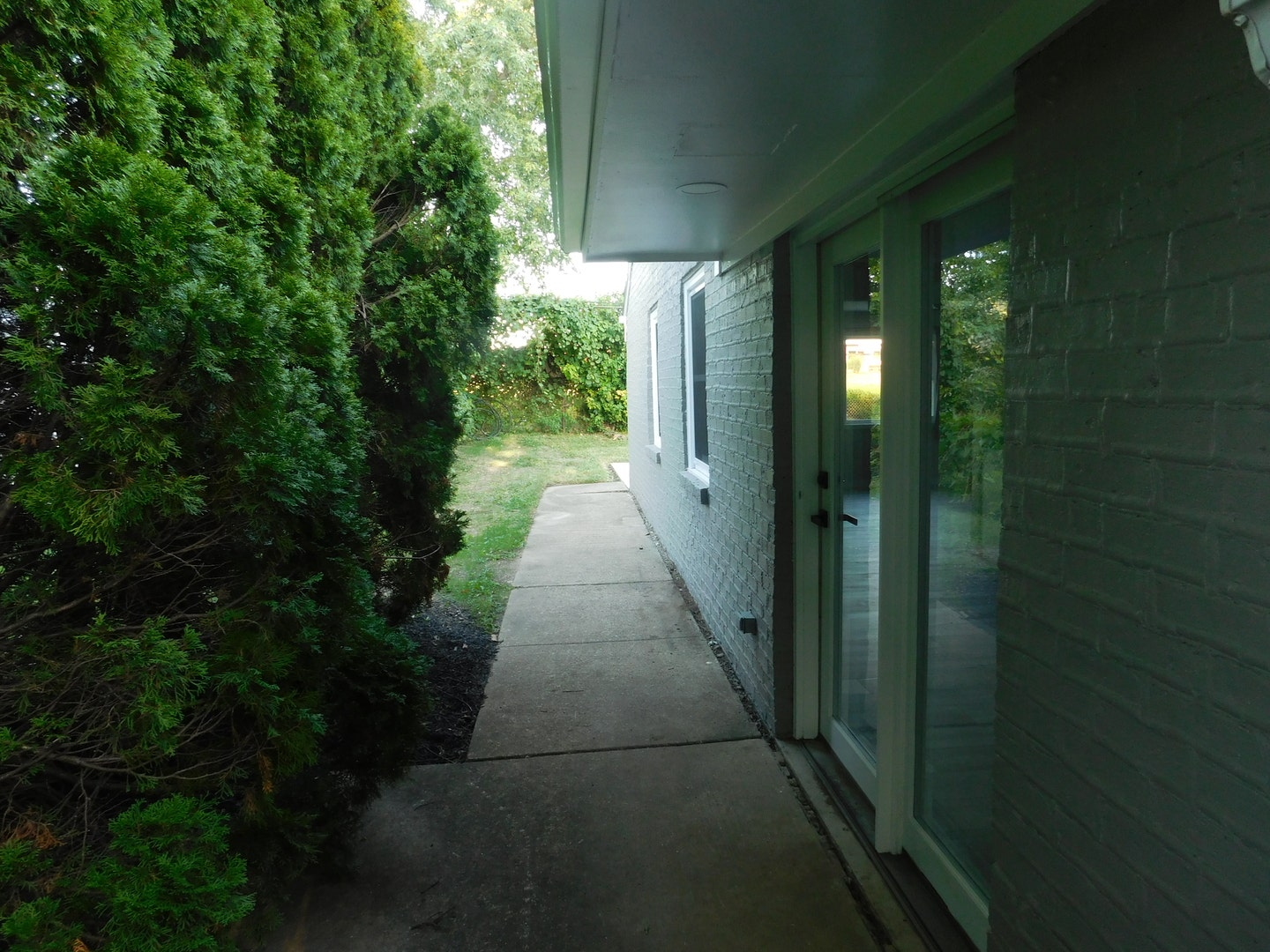 212 N Pinecrest Road, Bolingbrook, IL 60440 212 N Pinecrest Road, Bolingbrook, IL 60440