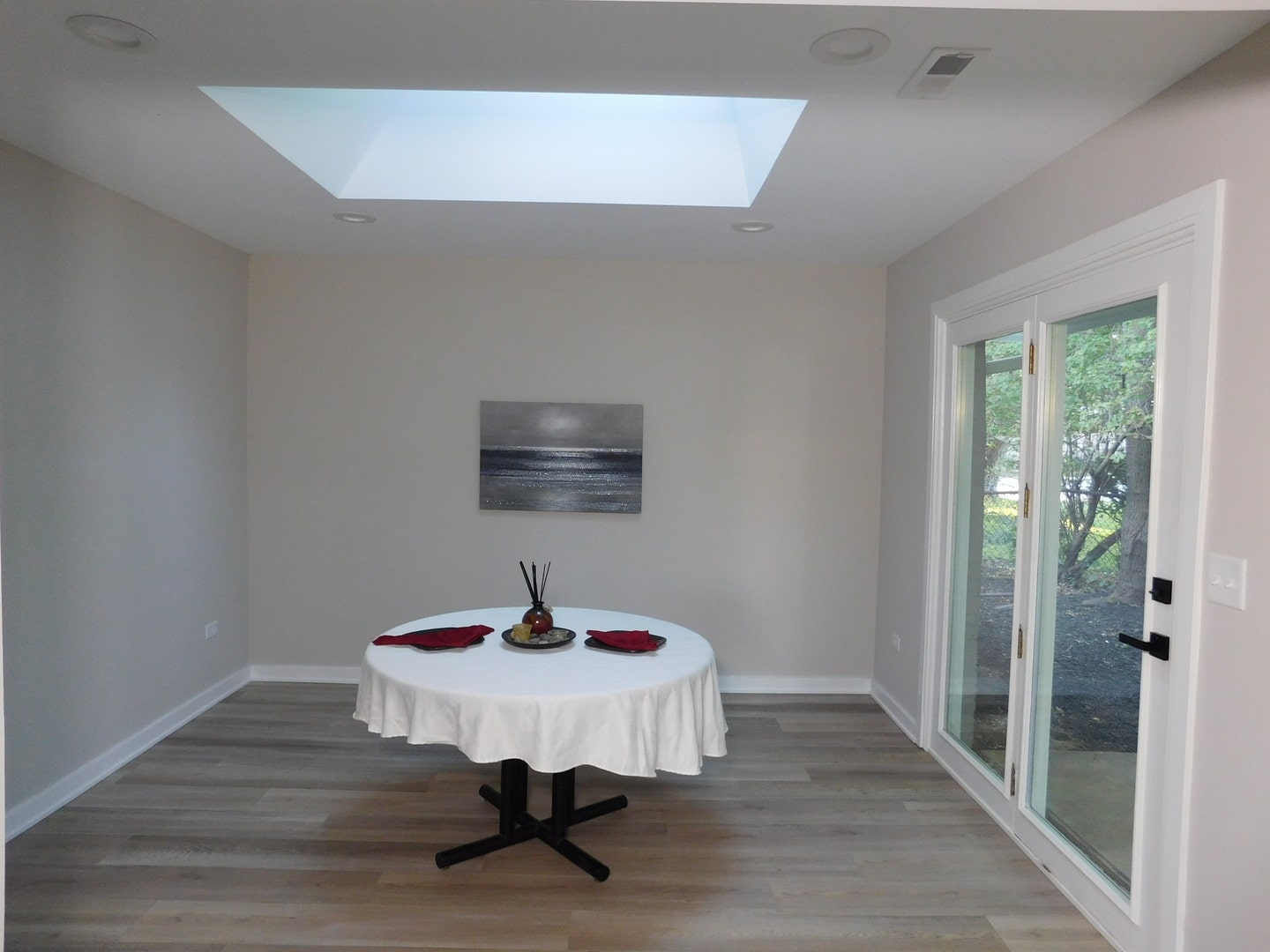 212 N Pinecrest Road, Bolingbrook, IL 60440 212 N Pinecrest Road, Bolingbrook, IL 60440
