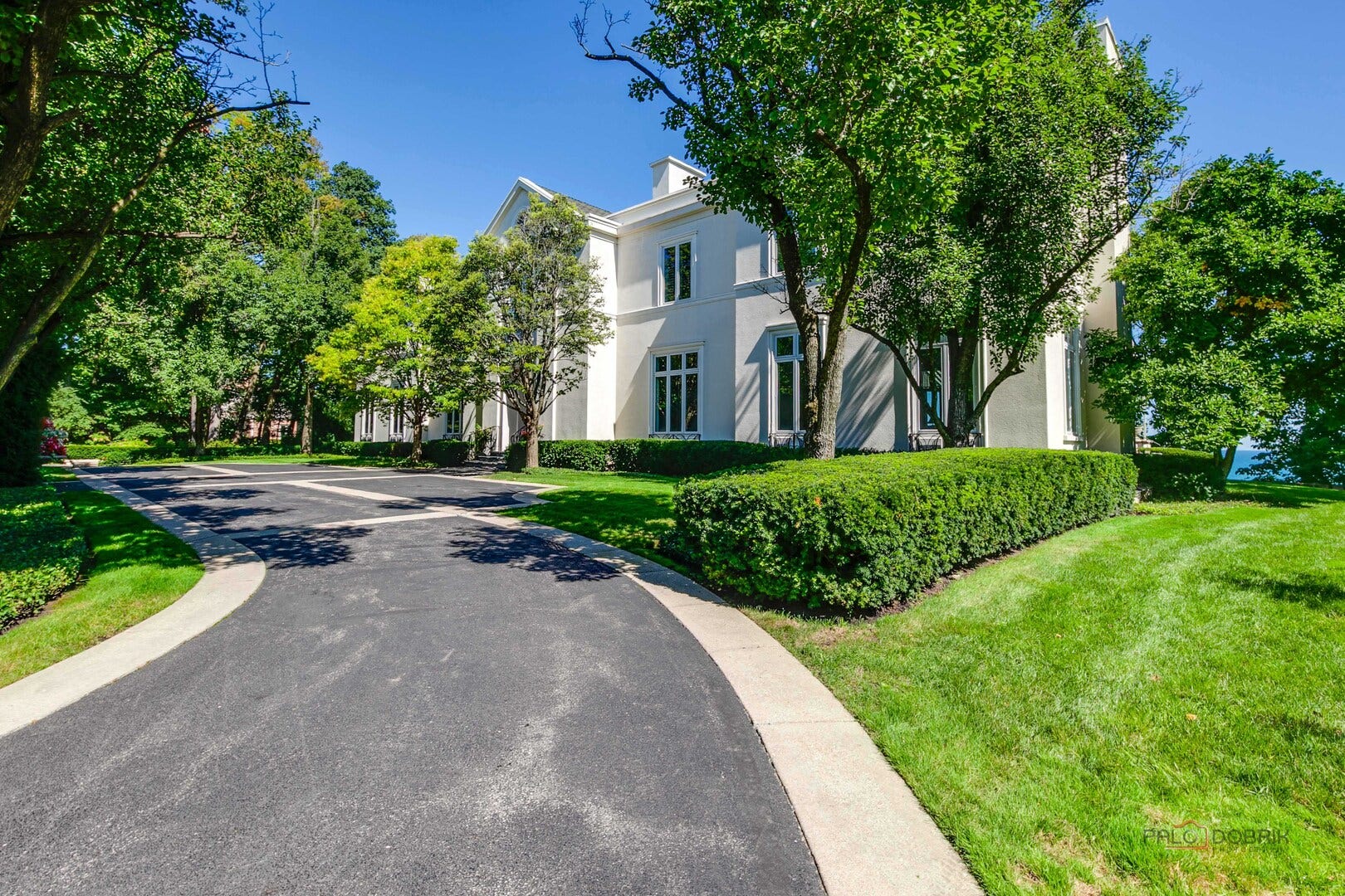 901 Lake Road, Lake Forest, IL 60045