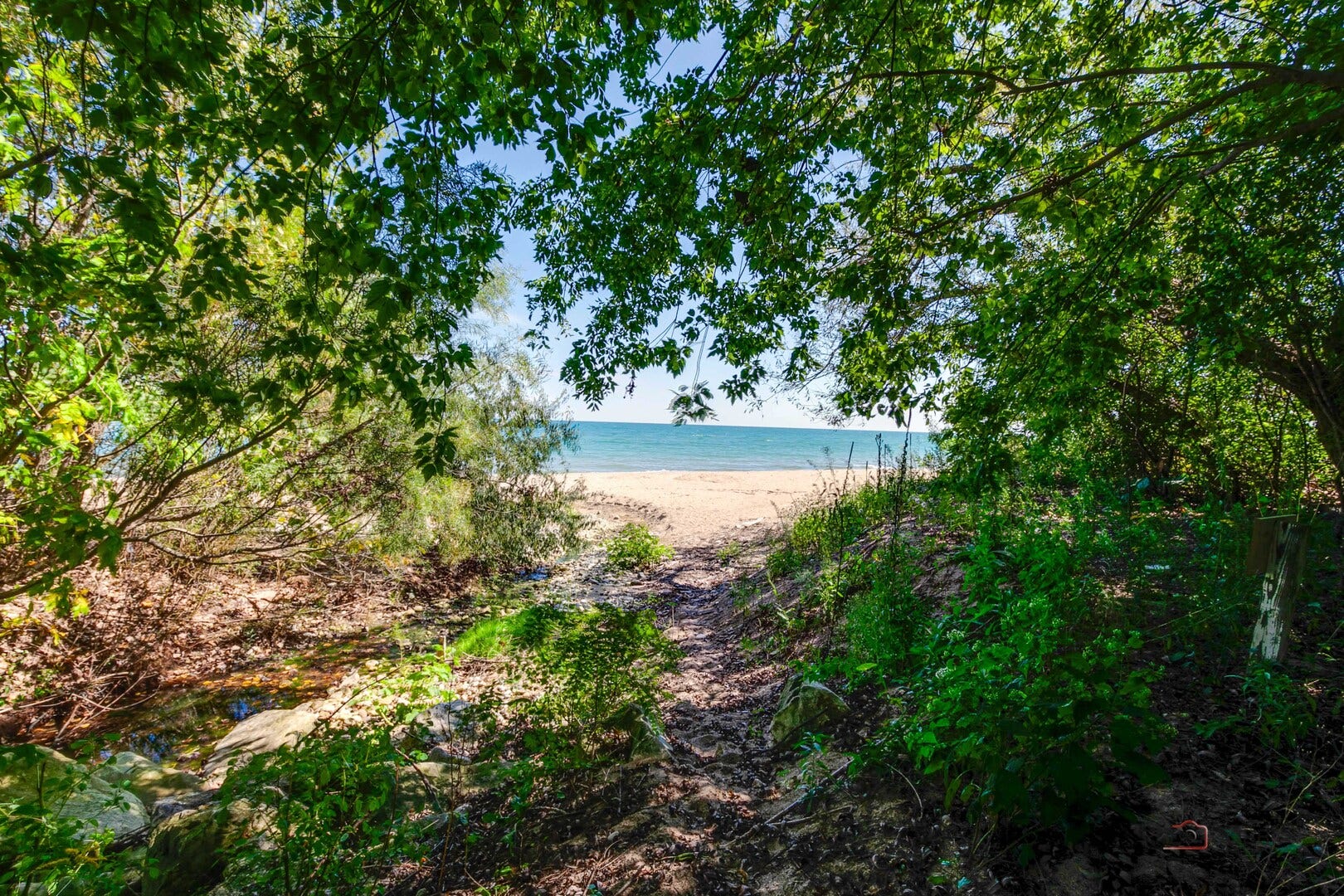901 Lake Road, Lake Forest, IL 60045