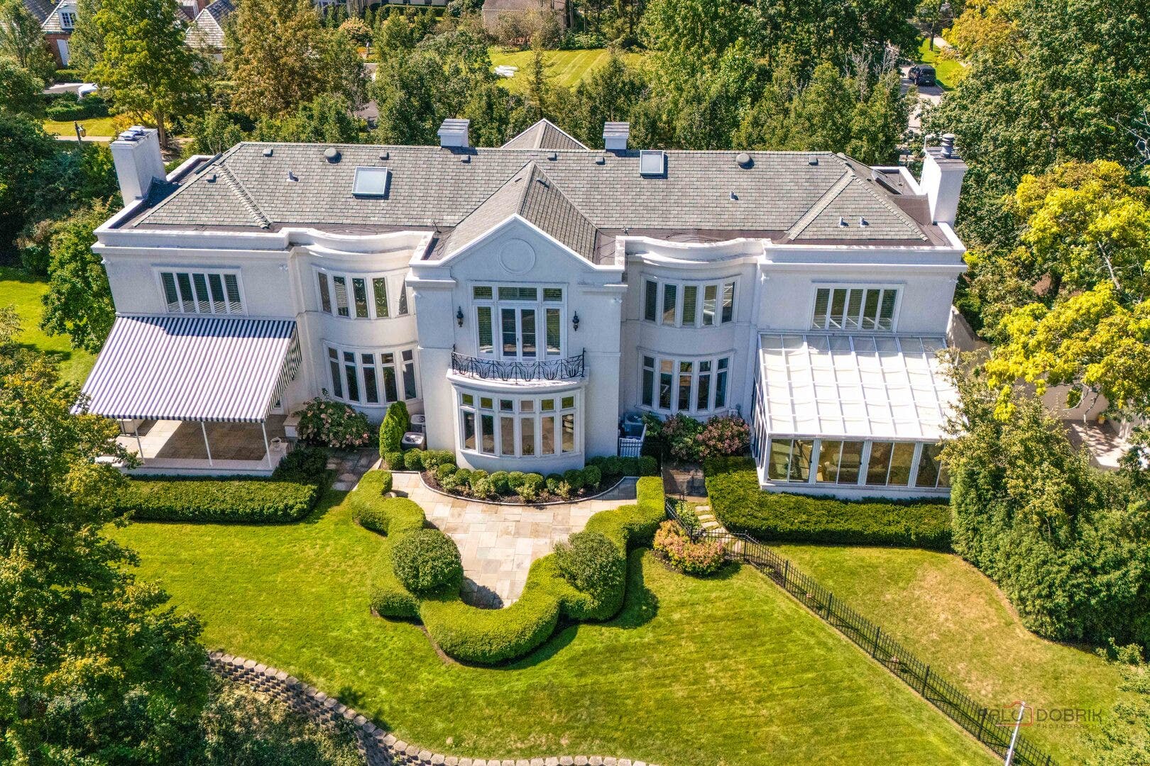 901 Lake Road, Lake Forest, IL 60045