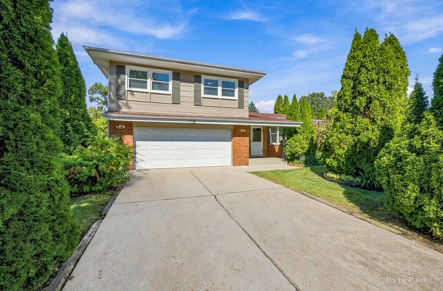 Property photo for 1512 190th Street, Homewood, IL