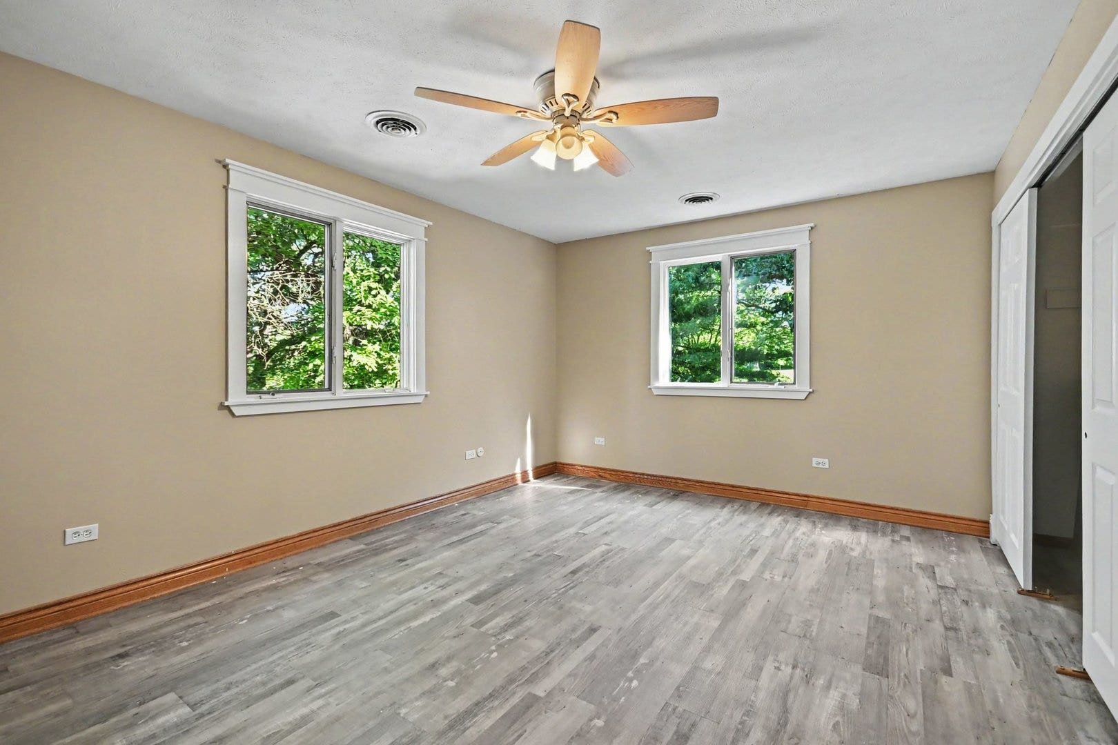 24635 W Mound Road, Joliet, IL 60404 24635 W Mound Road, Joliet, IL 60404