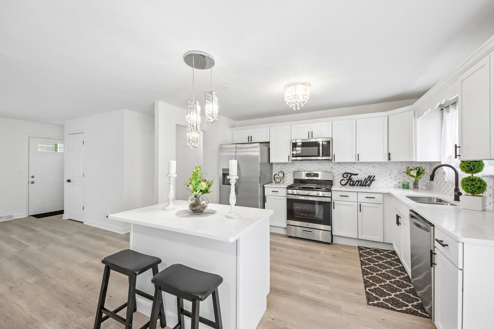 10227 Hilltop Drive, Orland Park, IL 60462