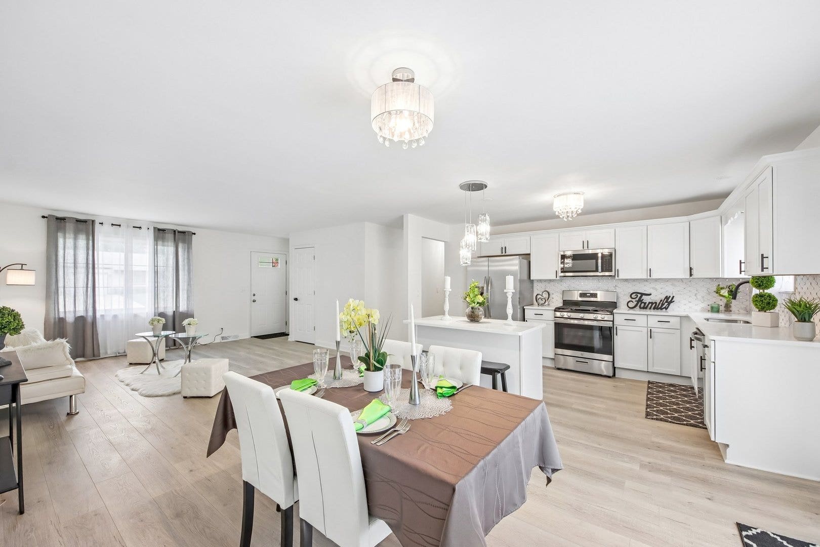 10227 Hilltop Drive, Orland Park, IL 60462