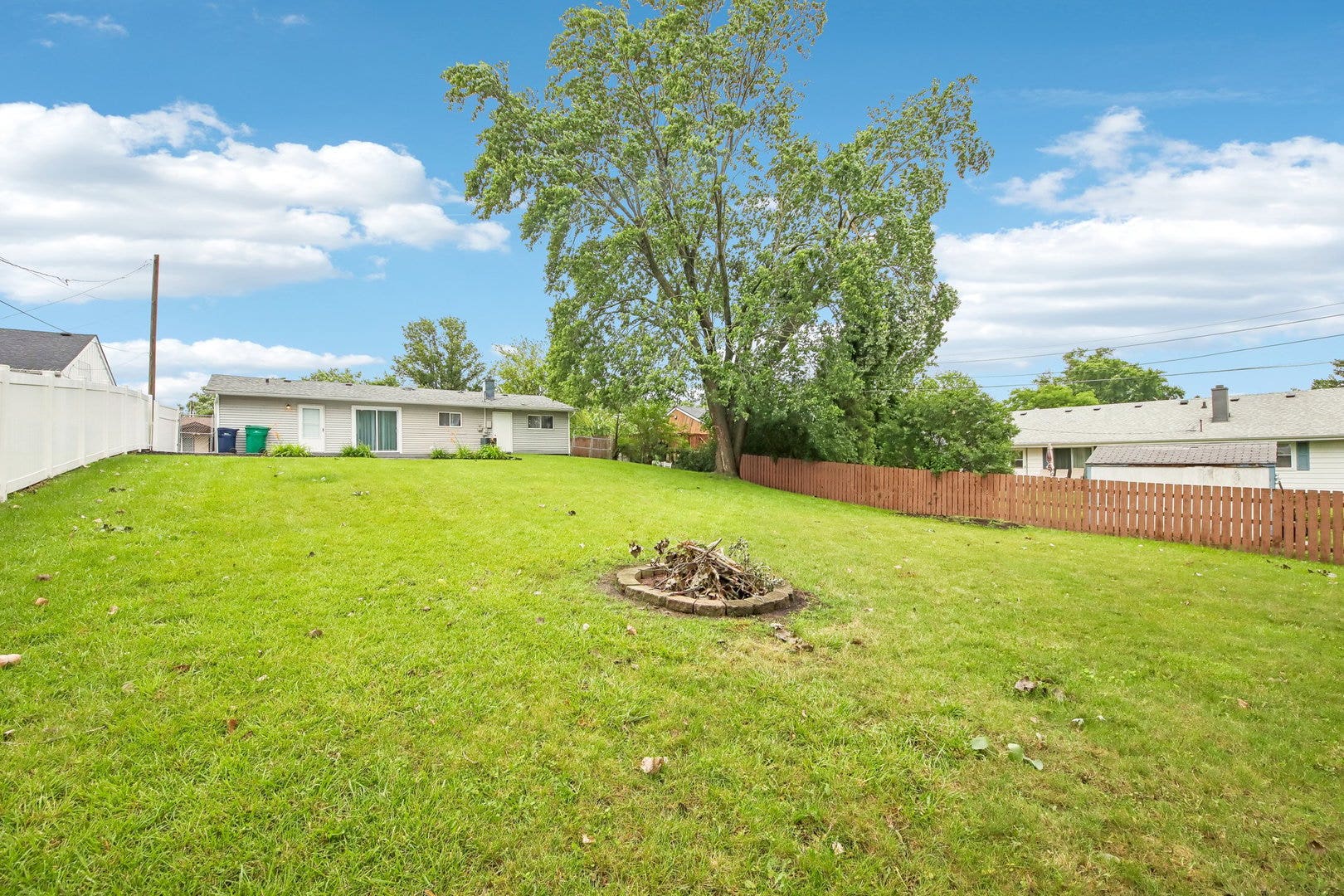 10227 Hilltop Drive, Orland Park, IL 60462