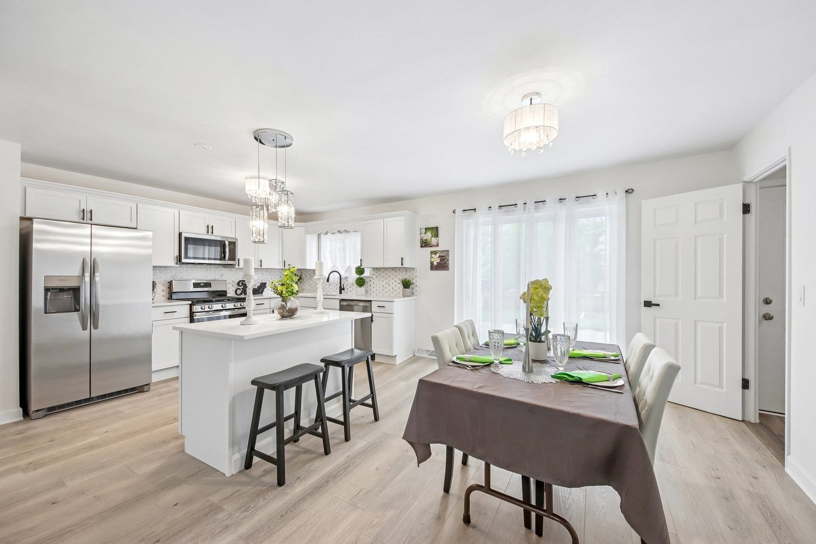 10227 Hilltop Drive, Orland Park, IL 60462