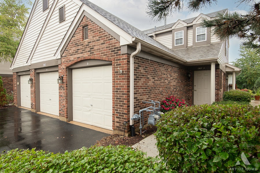 Property photo for 1967 GARY Court, #D, Schaumburg, IL